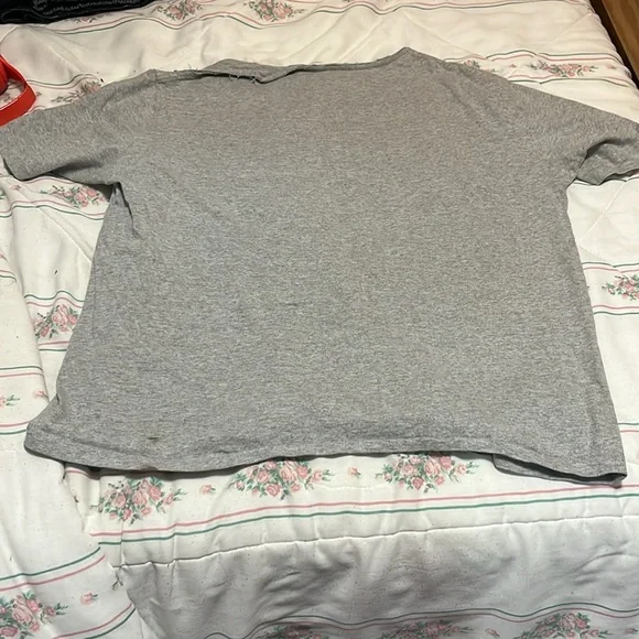 Light grey shirt - Picture 3 of 3